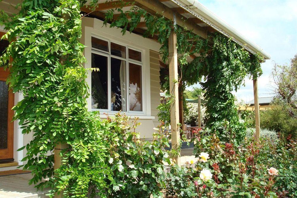 Olde Mill House B&B & Bike2Wine Cycle Hire Renwick Kültér fotó