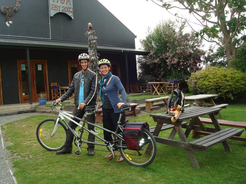 Olde Mill House B&B & Bike2Wine Cycle Hire Renwick Kültér fotó