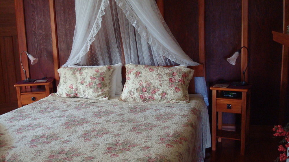 Olde Mill House B&B & Bike2Wine Cycle Hire Renwick Kültér fotó