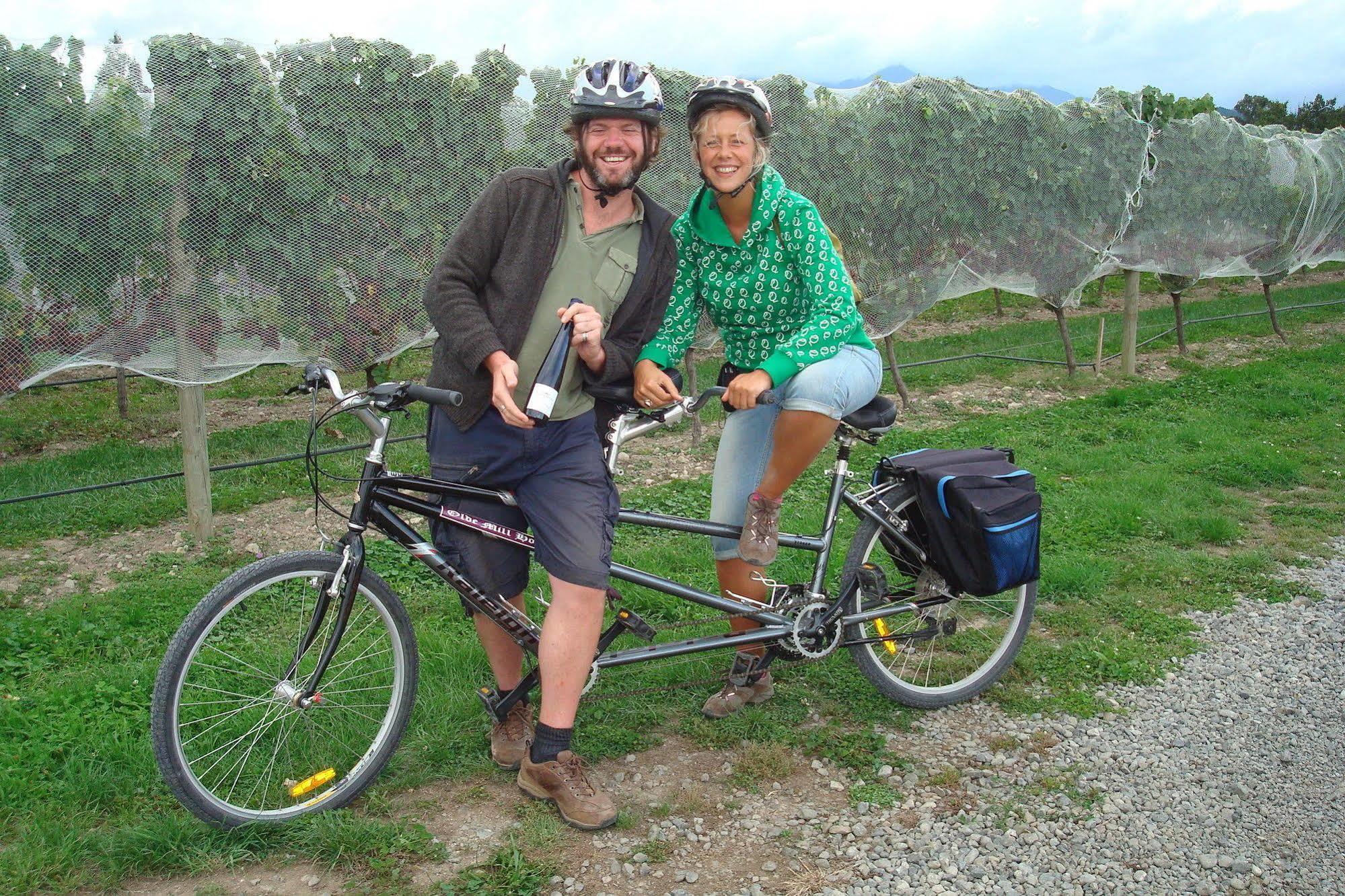 Olde Mill House B&B & Bike2Wine Cycle Hire Renwick Kültér fotó